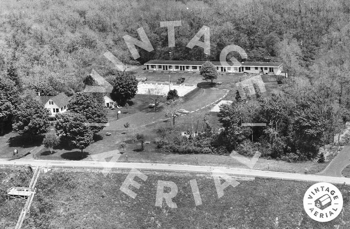 Lake Shore Resort - 1984 (newer photo)